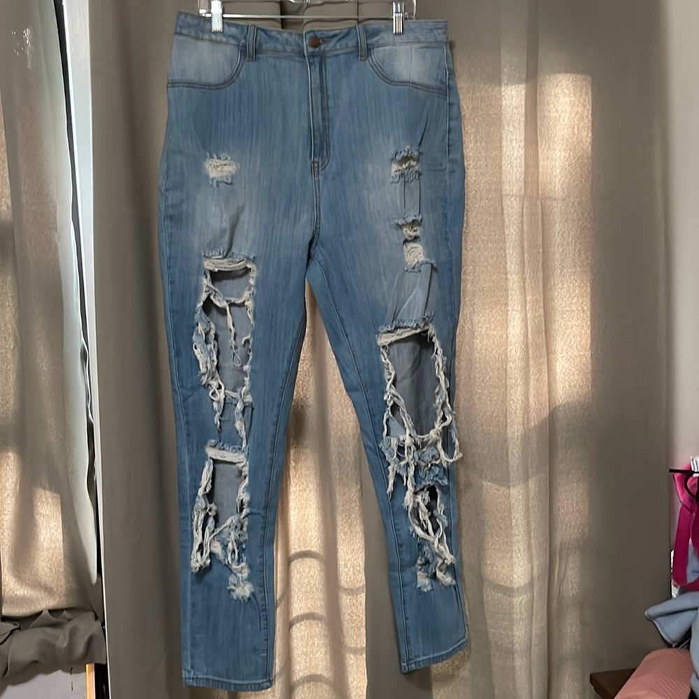 2x fashion nova jeans